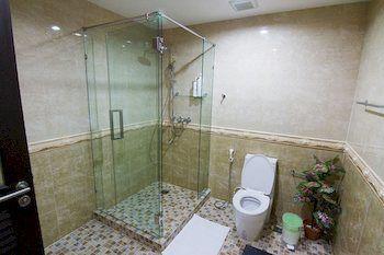 Hostel D-box